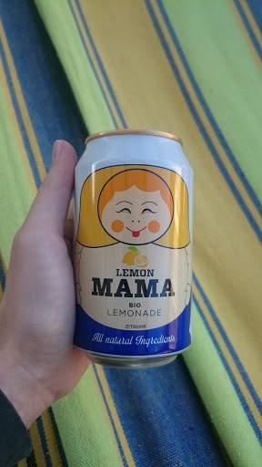 mama lemon lemonade