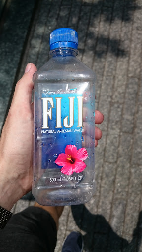 fiji water vand