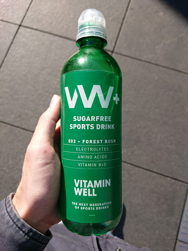 Vitamin well sugar free sports drink