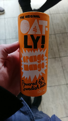 Oatly orange mango